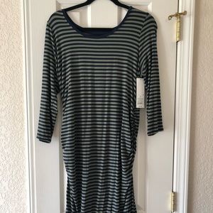 Liz Lange maternity dress - NWT